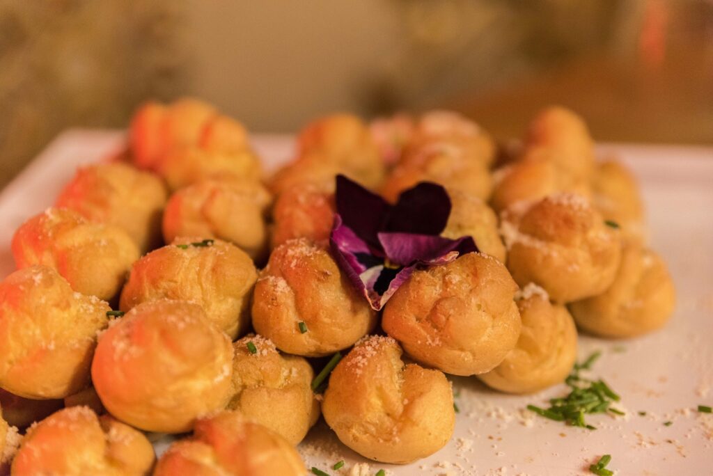 Bignè per il buffet dei dolci, catering di Palazzo Borghese